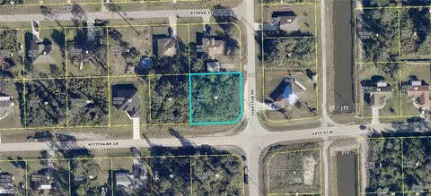 3704 Kittyhawk Dr, Fort Myers, FL 33905