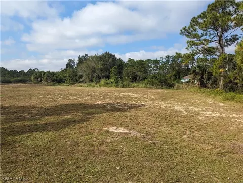 2909 Dora Ave N, Lehigh Acres, FL 33971