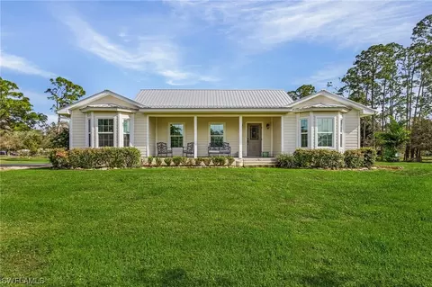 1561 Ivan Blvd, Labelle, FL 33935 photo 2