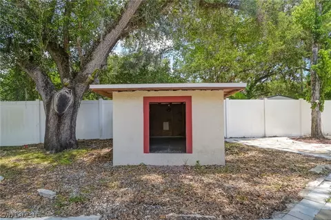 315 Riverview Dr, Labelle, FL 33935 photo 25