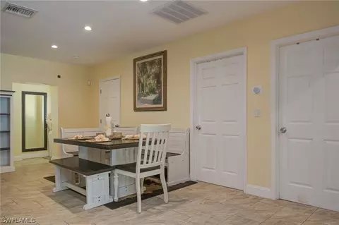 315 Riverview Dr, Labelle, FL 33935 photo 10