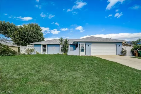 319 SE 4th St, Cape Coral, FL 33990