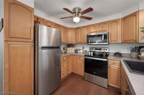 40 Le Mans Dr, Naples, FL 34112 photo 5