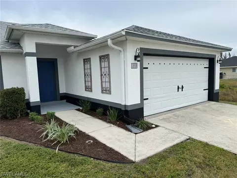 1910 NW 22nd Ave, Cape Coral, FL 33993