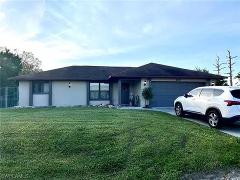 609 5th Ave, Lehigh Acres, FL 33972