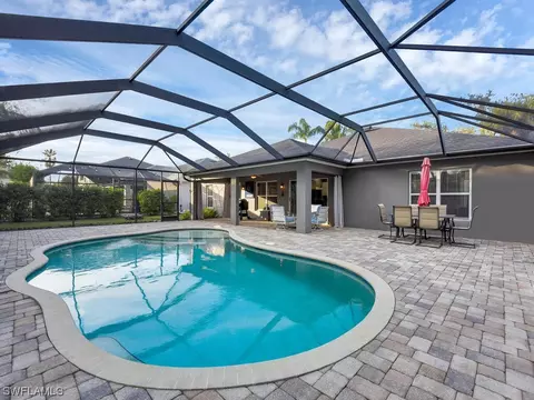12725 Aston Oaks Dr, Fort Myers, FL 33912