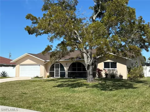 401 SW 39th Ter, Cape Coral, FL 33914
