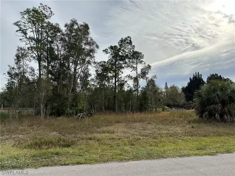1312 Mcarthur Ave, Lehigh Acres, FL 33972