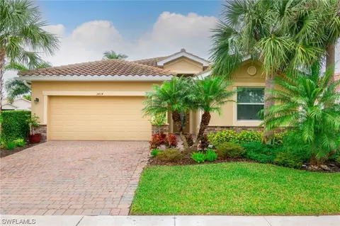 3414 Malagrotta Cir, Cape Coral, FL 33909