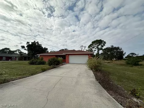 23 Clayton Ave, Lehigh Acres, FL 33936