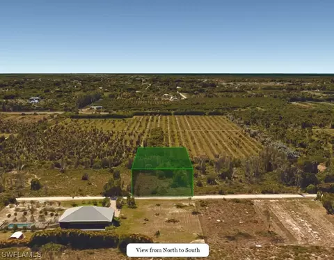 5817 Sandal Ln, Bokeelia, FL 33922