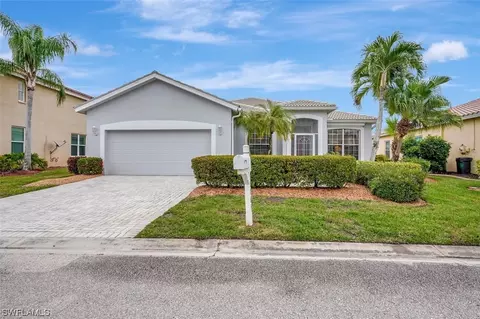 11165 Lakeland Cir, Fort Myers, FL 33913