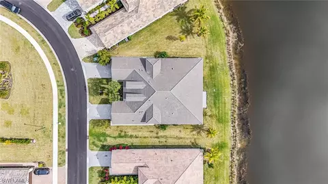 28584 Lobos Cir, Bonita Springs, FL 34135