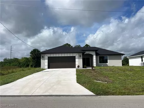 4017 8th St SW, Lehigh Acres, FL 33976