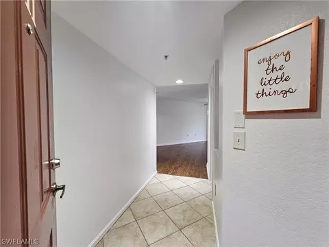 4105 Residence Dr #711, Fort Myers, FL 33901