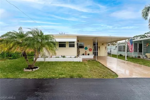 925 Lazy Ln, North Fort Myers, FL 33917