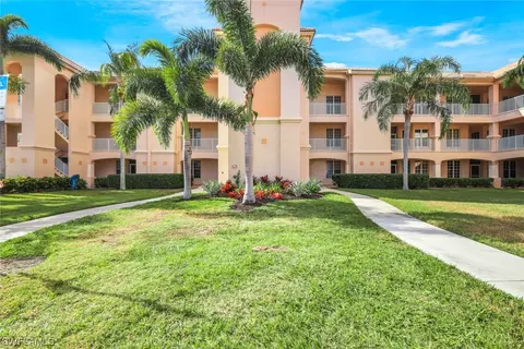 9100 Southmont Cv #306, Fort Myers, FL 33908
