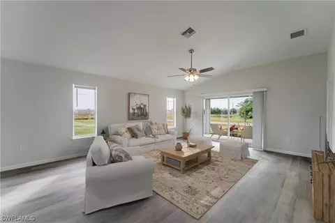 9043 E Broad Cir, Labelle, FL 33935 photo 6