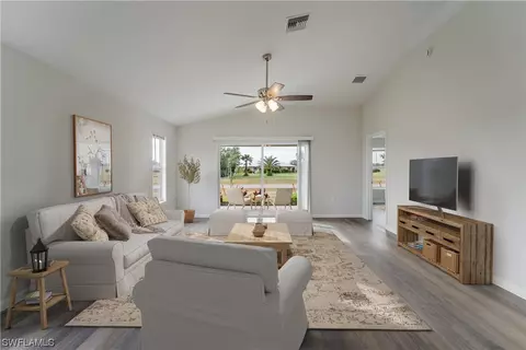 9043 E Broad Cir, Labelle, FL 33935 photo 5