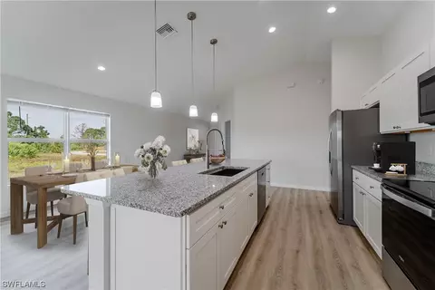9045 E Broad Cir, Labelle, FL 33935 photo 10