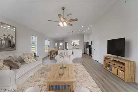 9045 E Broad Cir, Labelle, FL 33935 photo 7