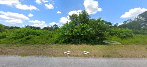1907 Columbus Ave, Lehigh Acres, FL 33972