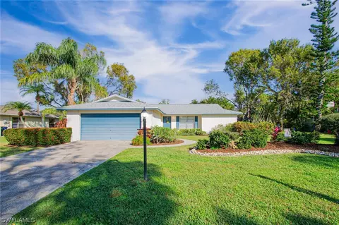 1433 Claret Ct, Fort Myers, FL 33919