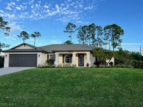 137 Napier Ave S, Lehigh Acres, FL 33974