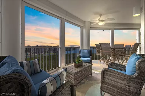 325 Dunes Blvd #1102, Naples, FL 34110