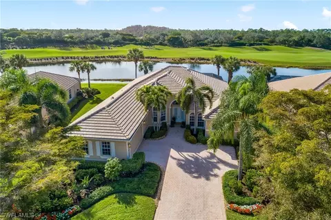22300 Kenwood Isle Dr, Bonita Springs, FL 34135