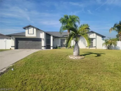 911 SW 33rd St, Cape Coral, FL 33914