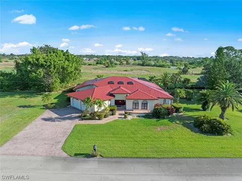 725 Mirror Lakes Dr, Lehigh Acres, FL 33974