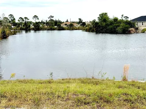 4209 NE 20th Ct, Cape Coral, FL 33909