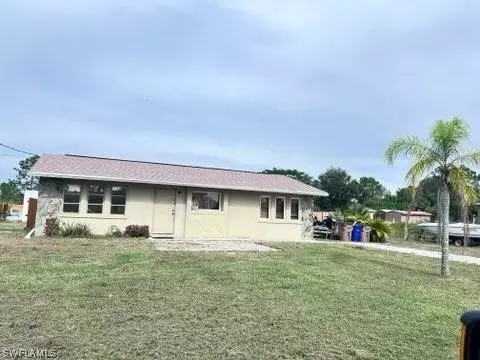 5408 2nd St W, Lehigh Acres, FL 33971