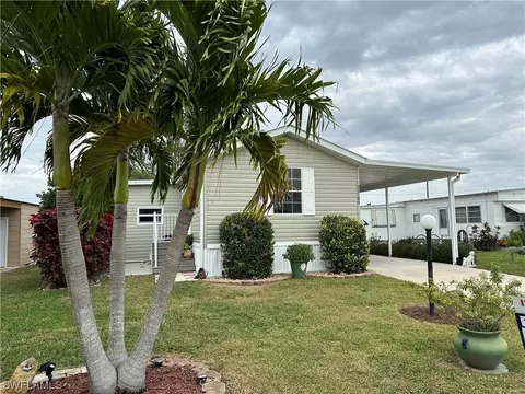 26180 Princess Ln, Bonita Springs, FL 34135
