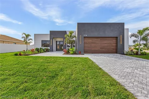 104 NW 13th Pl, Cape Coral, FL 33993