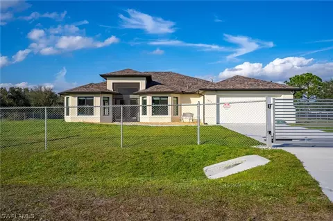 7834 17th Pl, Labelle, FL 33935 photo 3