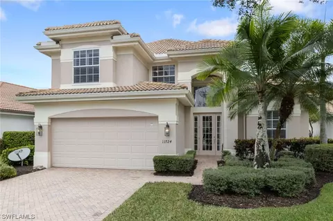 11724 Carradale Ct, Naples, FL 34120