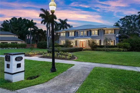 1323 Gasparilla Dr, Fort Myers, FL 33901