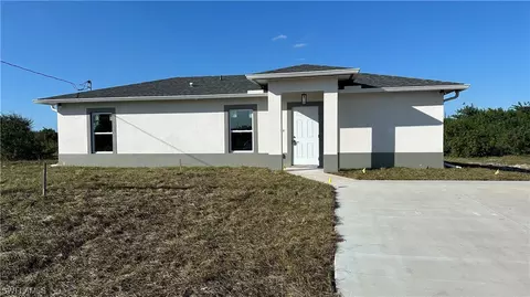 323 Poplar St, Lehigh Acres, FL 33974