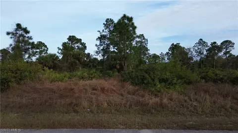 410 Leroy Ave, Lehigh Acres, FL 33972