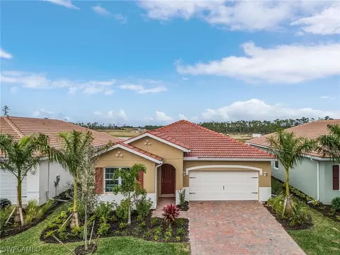 3825 Crosswater Dr, North Fort Myers, FL 33917