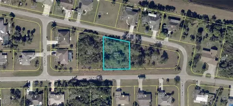 1442 Ford Cir, Lehigh Acres, FL 33936