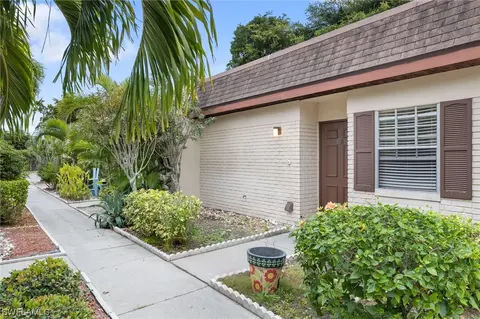 6300 S Pointe Blvd #328, Fort Myers, FL 33919