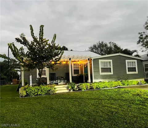 420 W Circle Dr, Clewiston, FL 33440