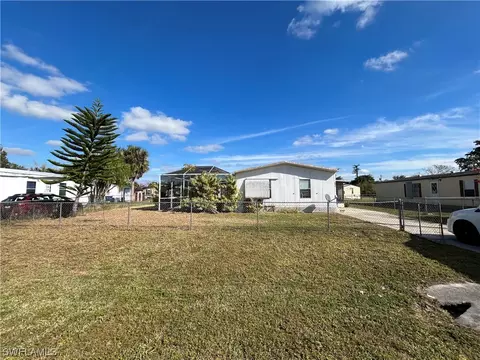 7617 Peyraud Dr, North Fort Myers, FL 33917