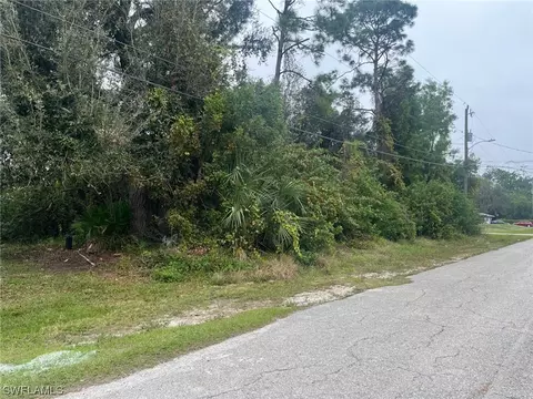 2432-2434 George Ave S, Lehigh Acres, FL 33973
