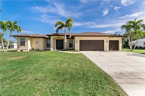 705 SE 20th Pl, Cape Coral, FL 33990