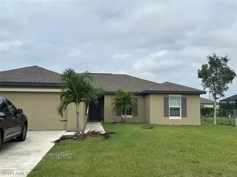828 Sea Urchin Cir, Fort Myers, FL 33913