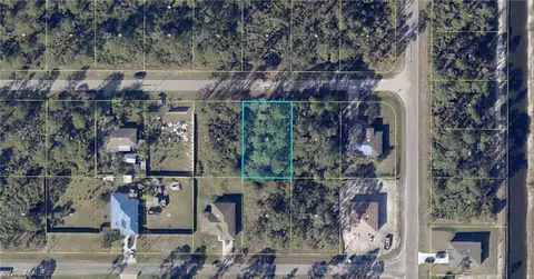 1074 Merry St E, Lehigh Acres, FL 33974